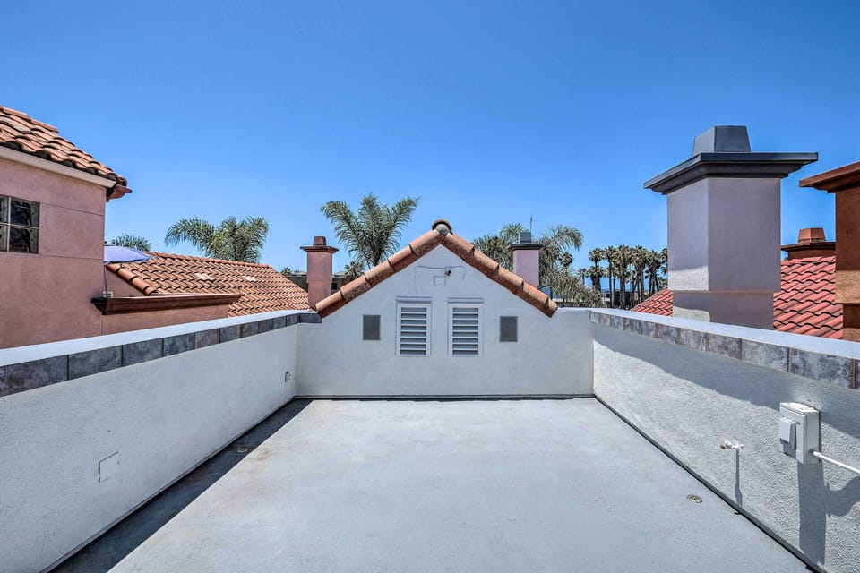Rooftop Patio