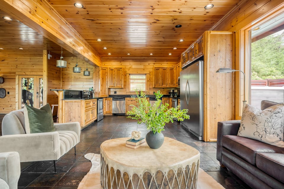 The sitting area off of the kitchen on Floor 2.