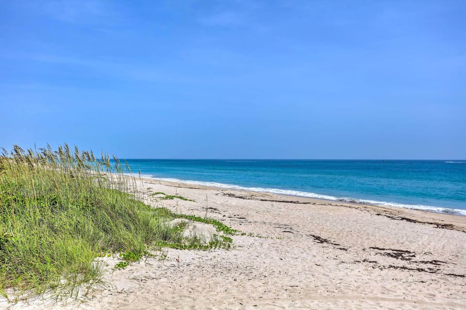 Beach Access On-Site