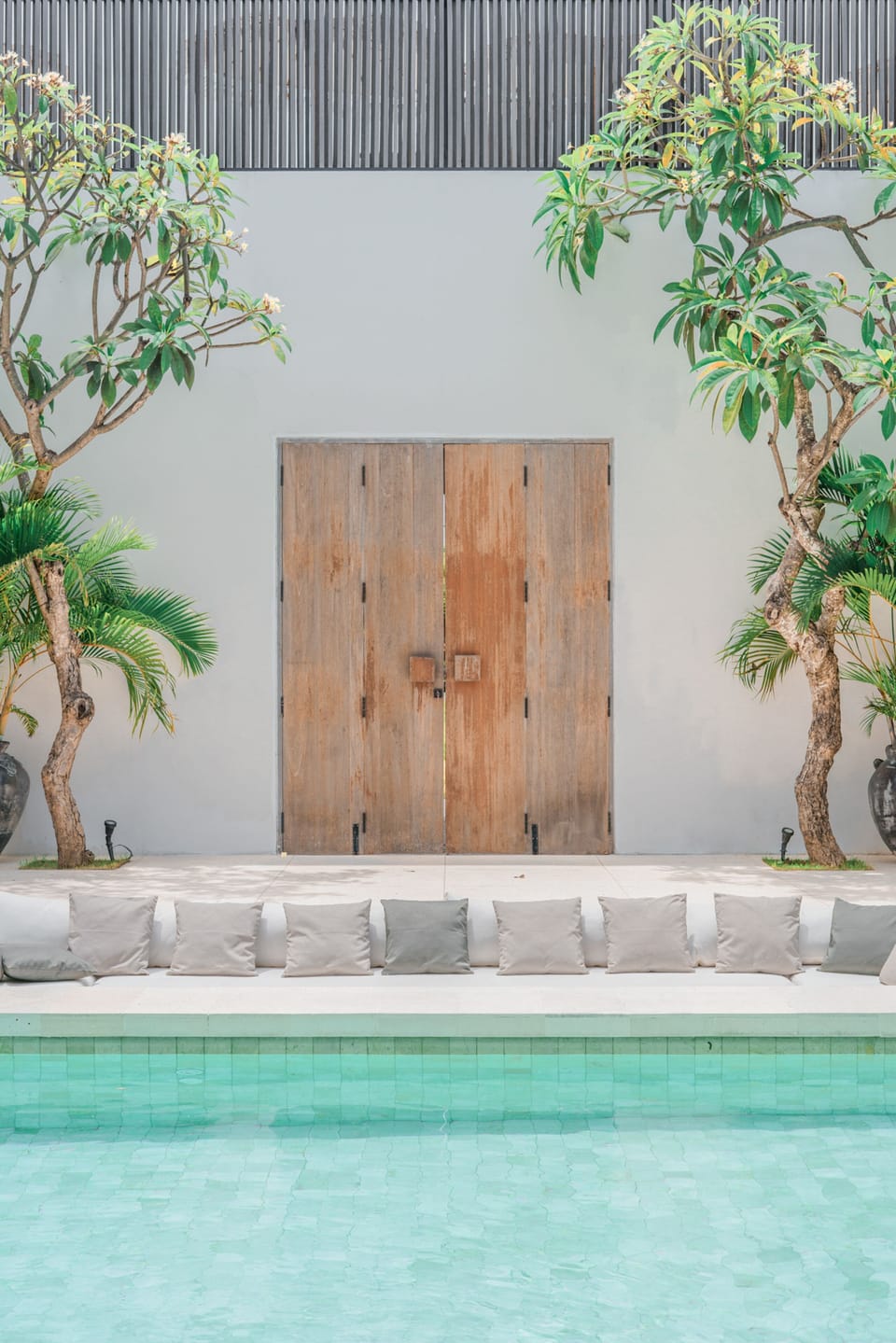 3 outdoor pools