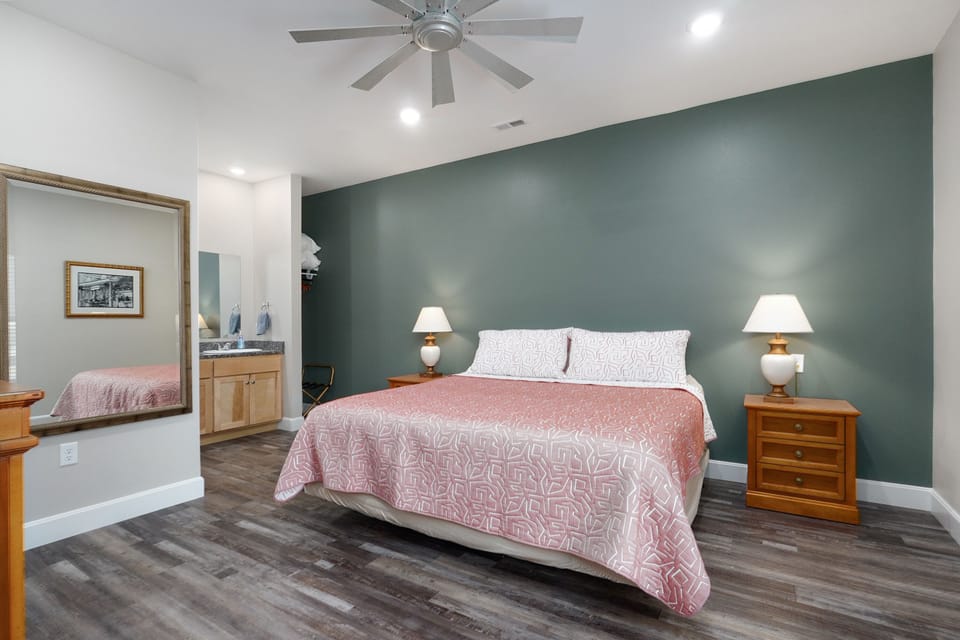 Each bedroom has a king bed...