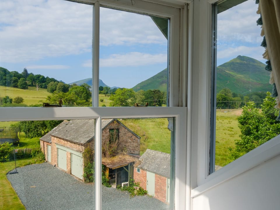Cottage | Property grounds