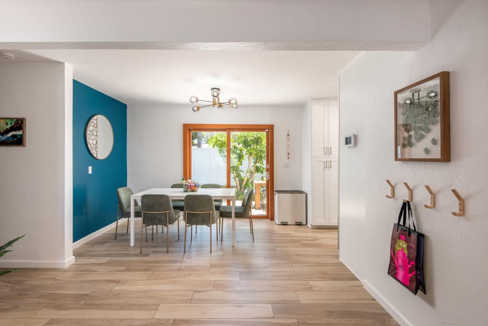 Chef something up or bring take-out back to dine in the comfort of your own home