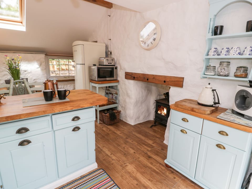 Cottage | Interior