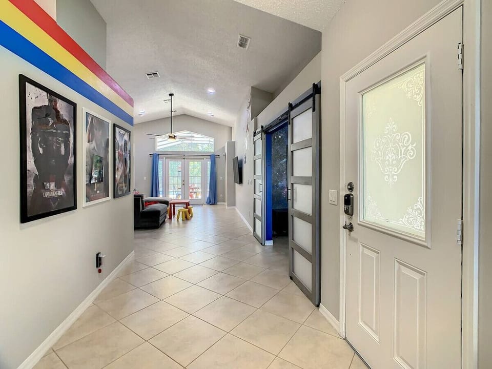 Welcoming and Spacious Entryway