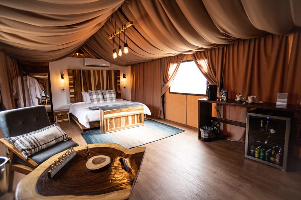 Deluxe Suite, 1 King Bed, Non Smoking, Garden View | 1 bedroom, free WiFi, bed sheets