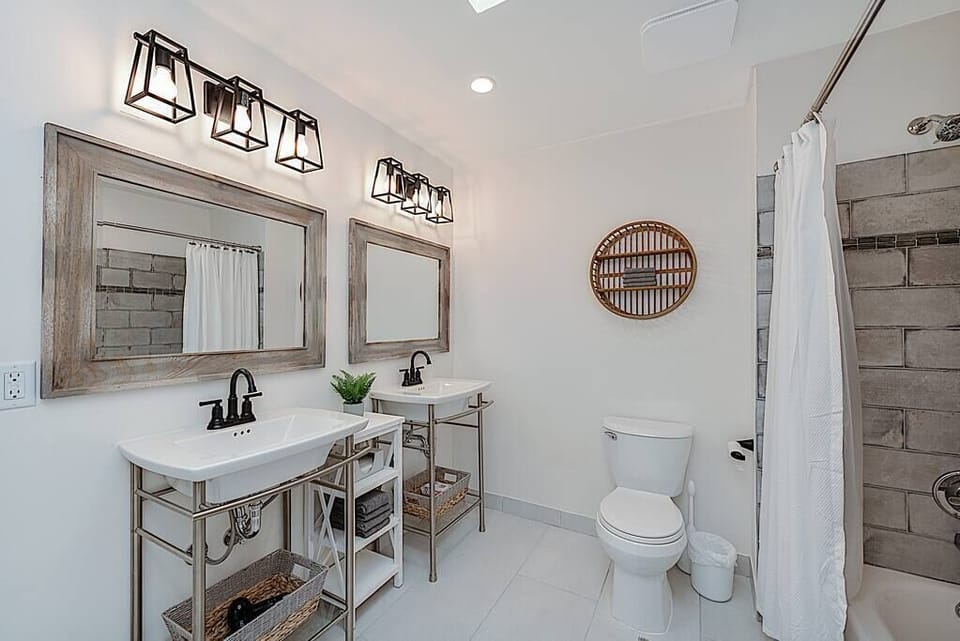 Bathroom on main level with Shower Tub combo