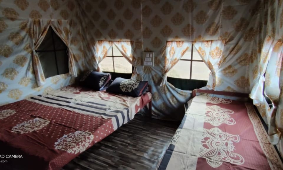 Deluxe Tent