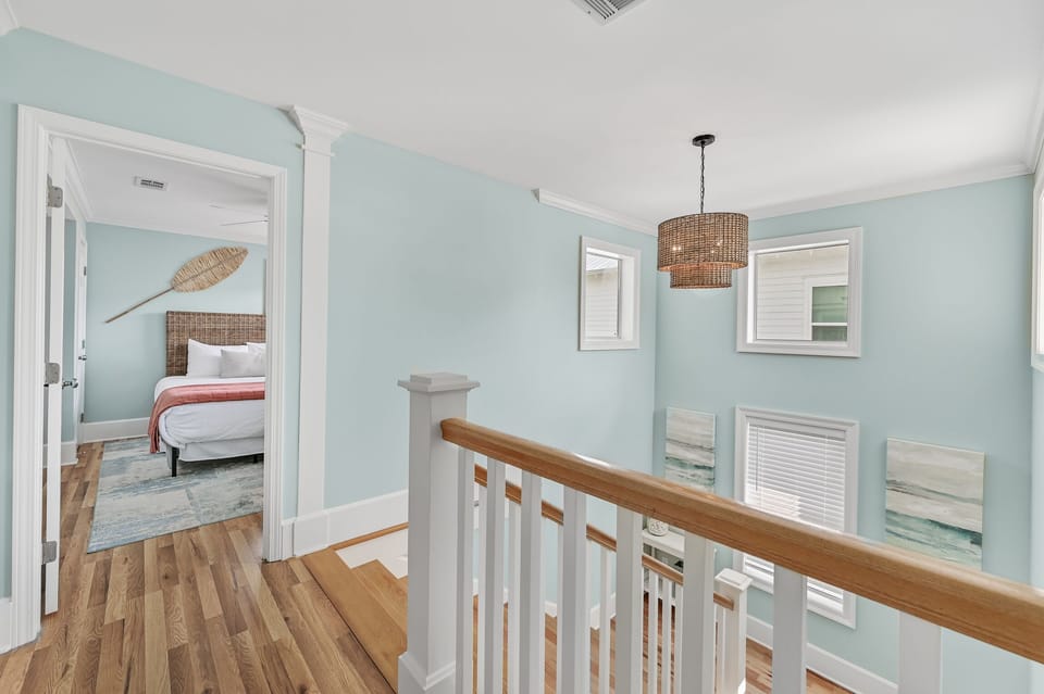 2nd Floor Landing