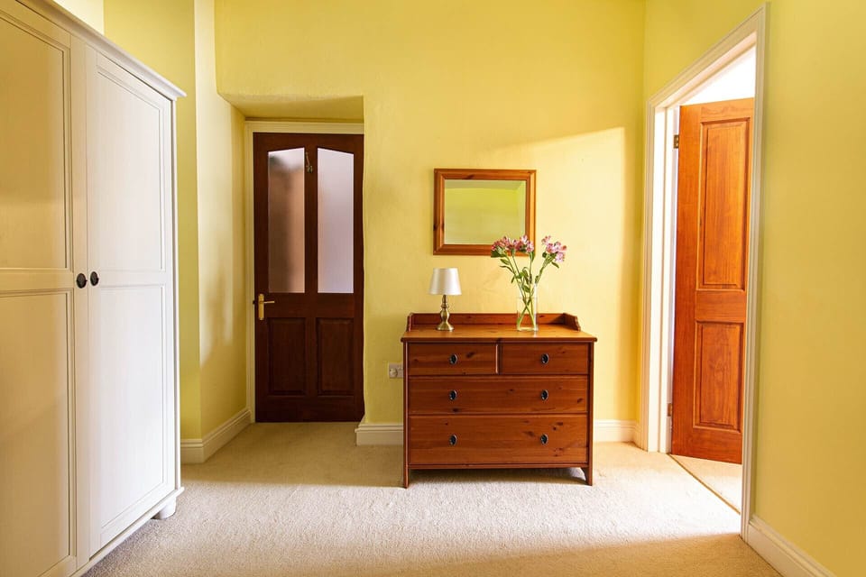 Zip and link bedroom to rear continued