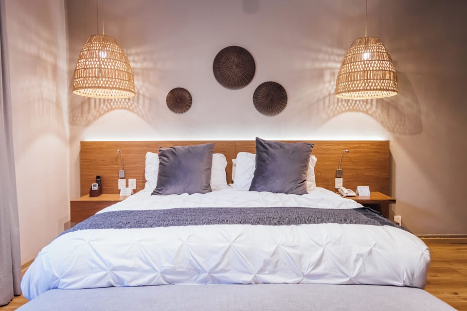 Egyptian cotton sheets, premium bedding, pillowtop beds, in-room safe