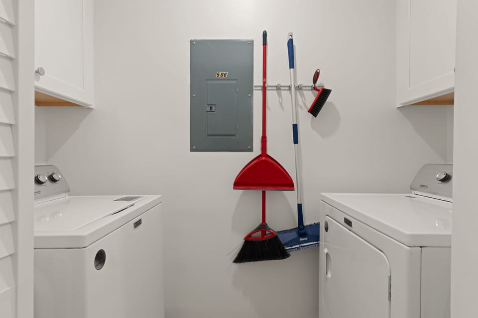 The Turtle Cove - Laundry Room