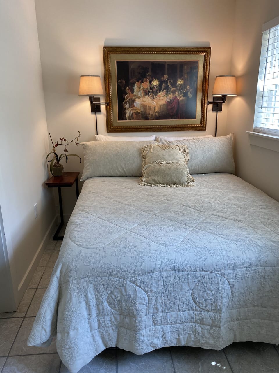 Queen bed