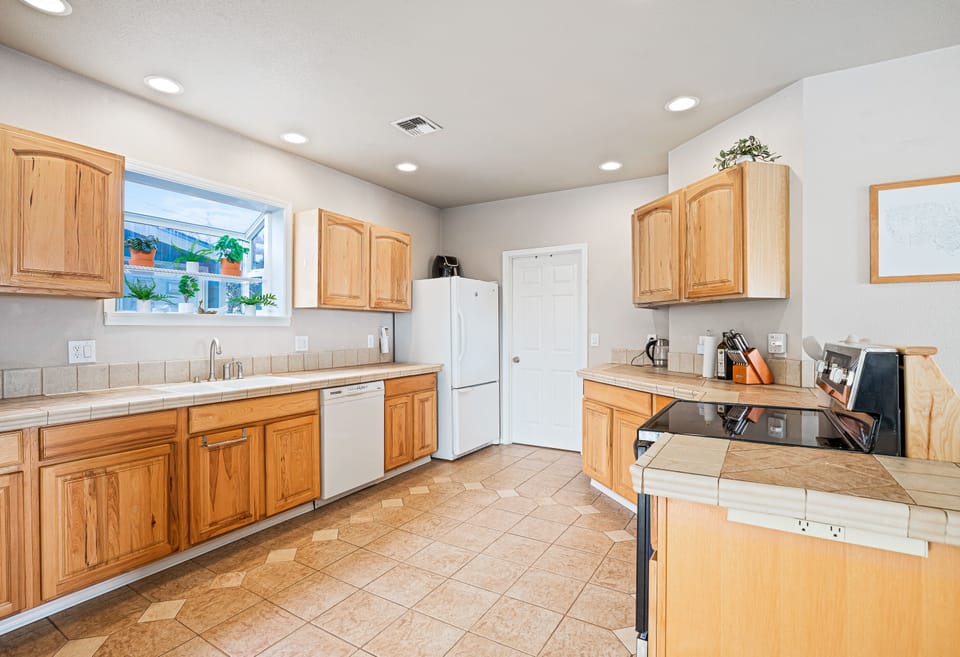 Fully stocked kitchen
