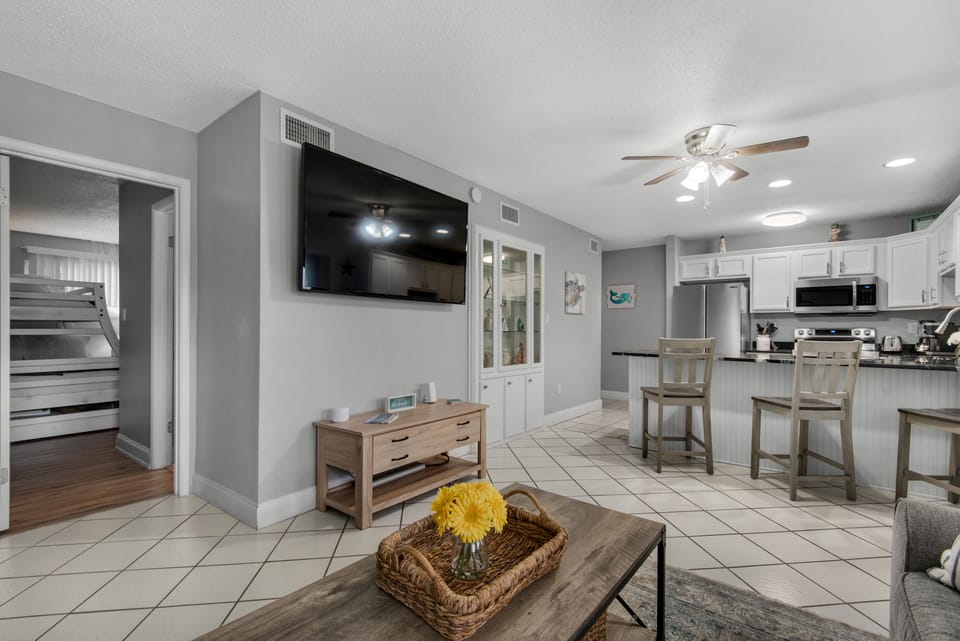 Open design helps keep everyone together making memories to last a lifetime!