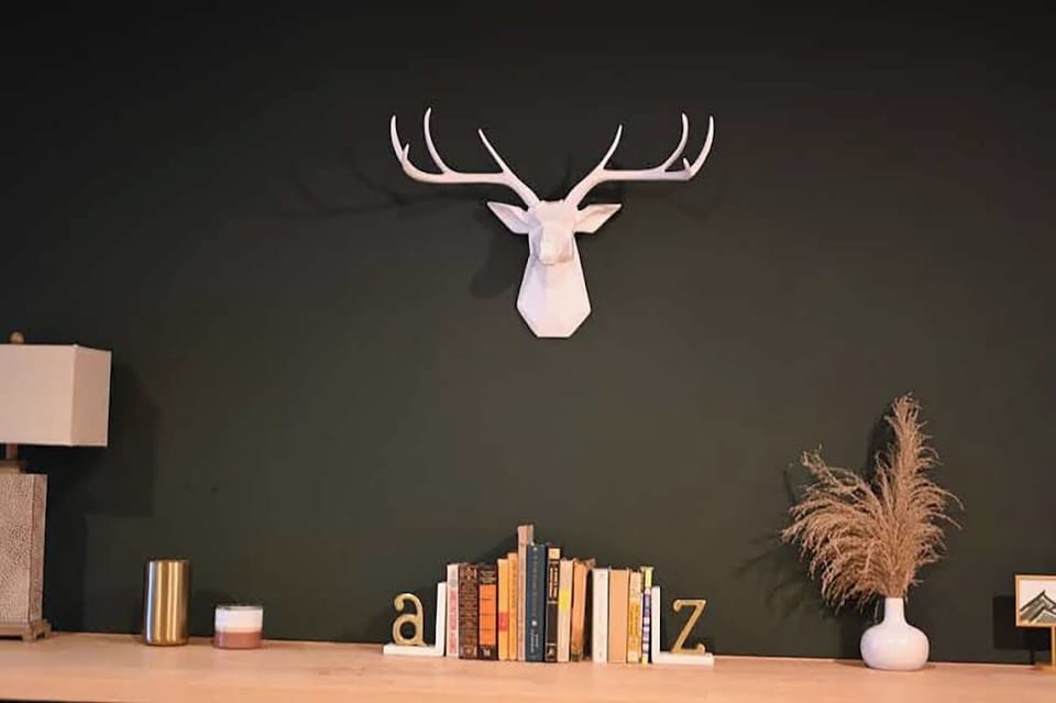 Counter bar decor