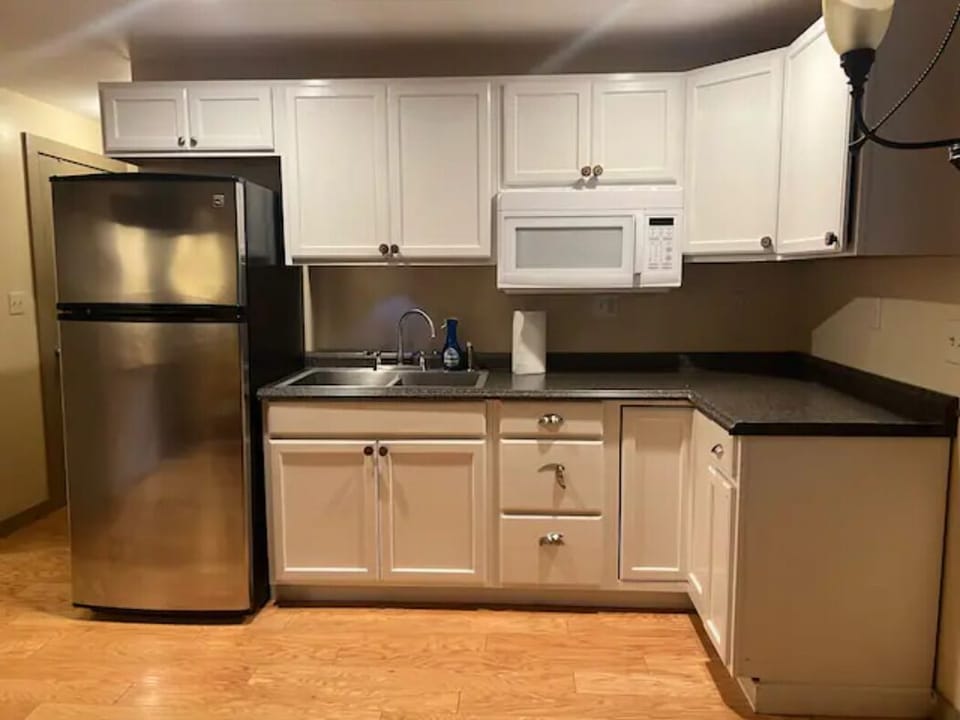 Downstairs (1st floor) kitchen area
