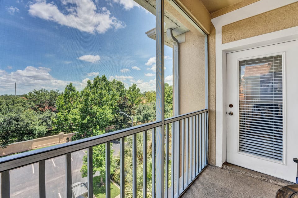Relax at the top floor balcony