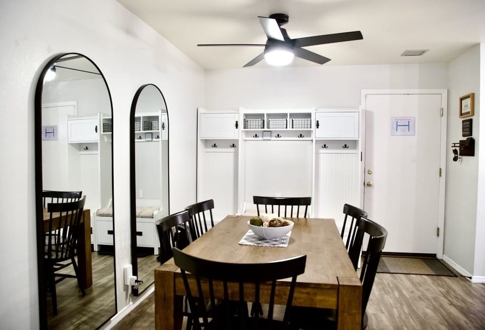 Dining Room, Dining Table, Furniture, Indoors, Table