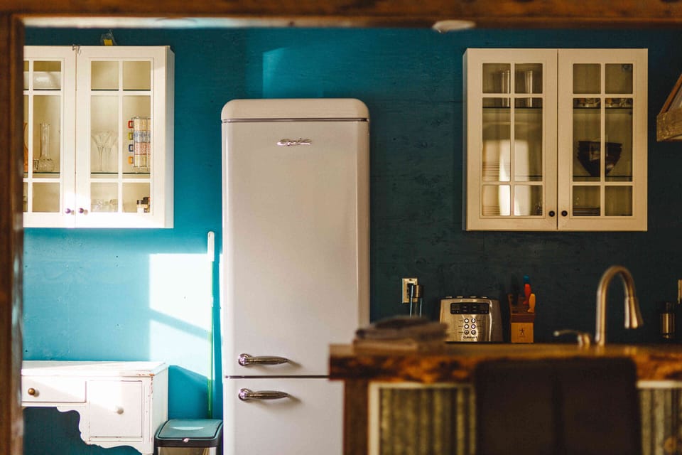 Tiny house | Private kitchen | Dining tables
