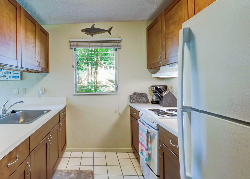 Nicely outfitted kitchen to have your island favs on hand