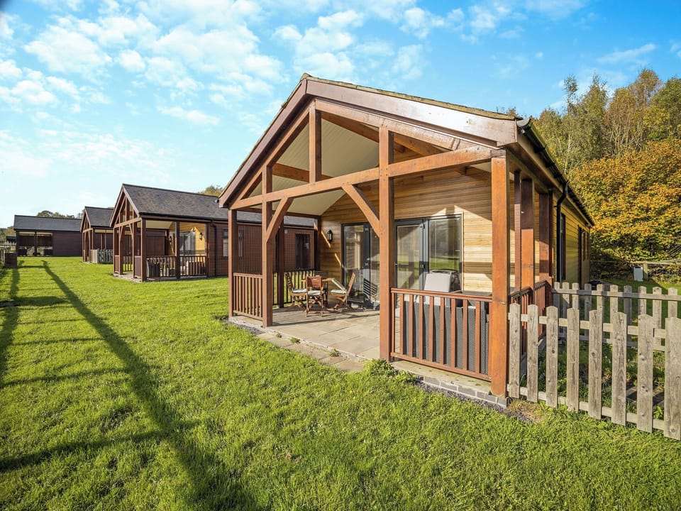 Exterior | Winston Lodge - Birchdale Lodges & Alpaca&rsquo;s, Norton Disney, near Lincoln
