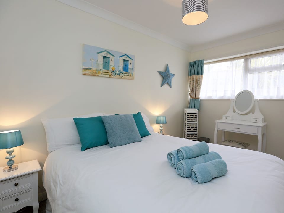 Comfortable and relaxing bedroom | Dual View - Linden Court Apartments, Brixham