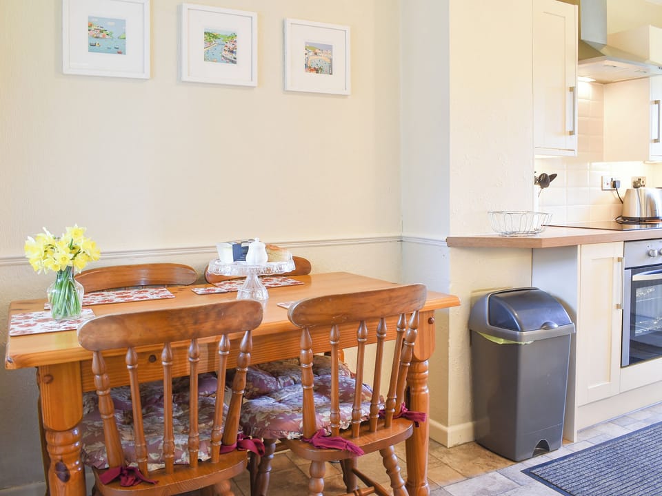 Kitchen/diner | Holly - Trecan Farm Cottages, Lanreath, near Looe