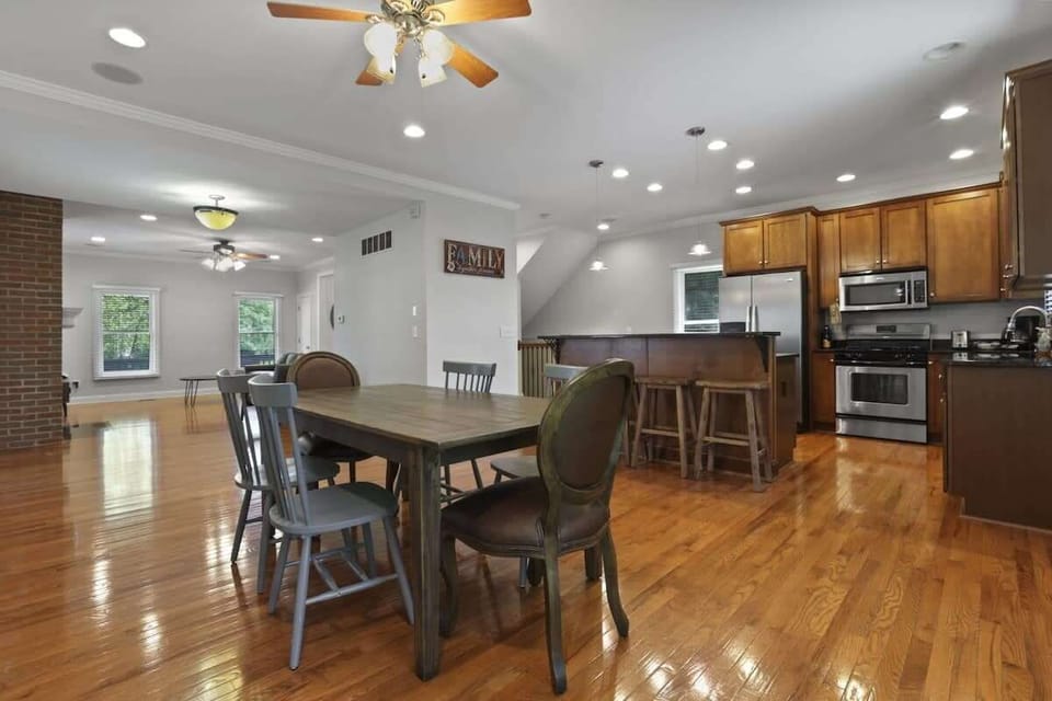 An elegant dining space with room for the whole group