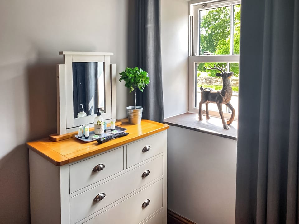 Twin bedroom | Aysgarth Lodge, Seamer, near Scarborough