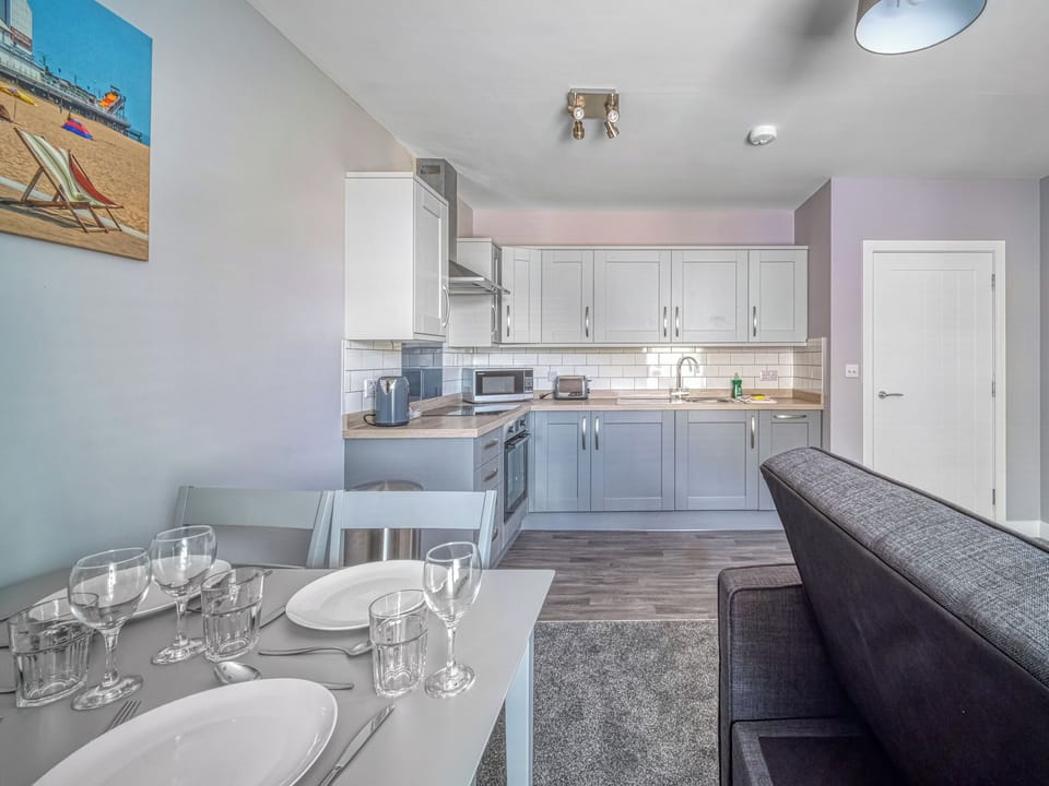 Kitchen | The Pier - Regency Apartments, Great Yarmouth