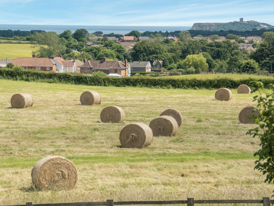 Jasmine Cottage, Barmoor Farm Cottages, Scalby, nr. Scarborough 