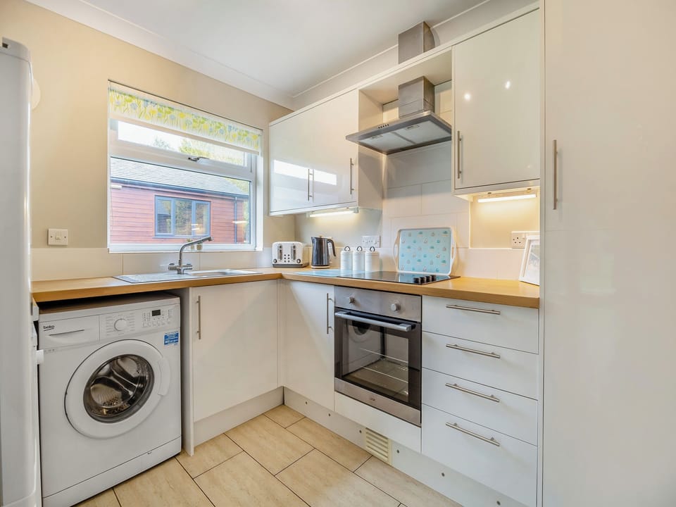 Kitchen | Oscar Lodge - Birchdale Lodges & Alpaca&rsquo;s, Norton Disney, near Lincoln