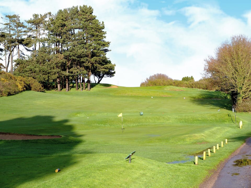Visitors Welcome at Mundesley Golf Club | Watchkeeper&rsquo;s Cottage, Mundesley