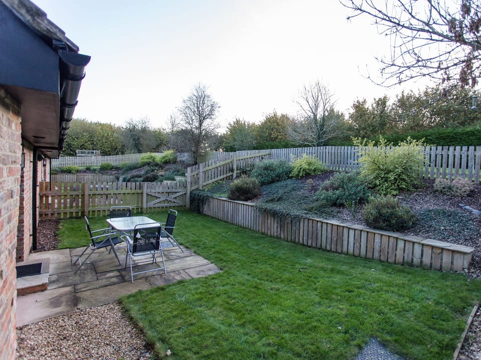 Garden | Ash Barn - Fernhill Farms, Ryde