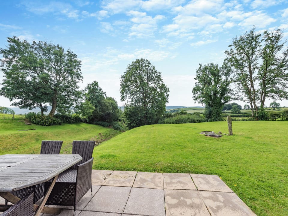Terrace | Ty Nant - Cennen Cottages at Blaenllynnant, Gwynfe, Llangadog