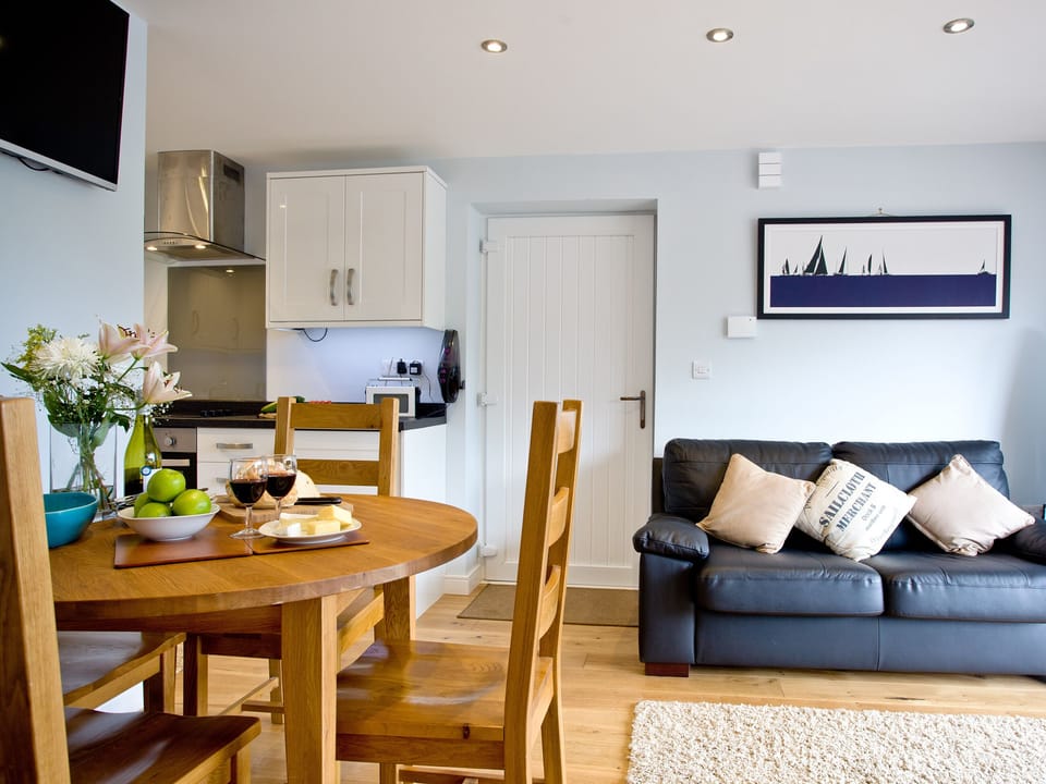 Open plan living space | Dunlin 1 - The Cove, Brixham