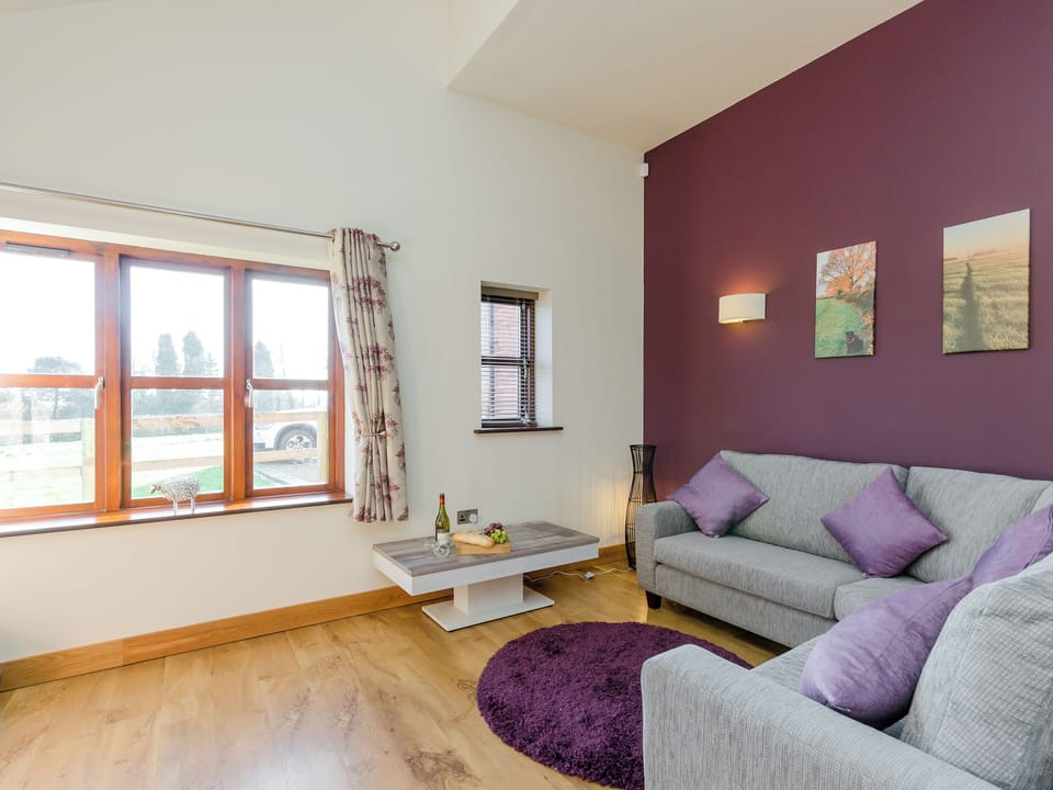 Lounge area | Tawny Cottage - Leacroft Cottages, Yoxall, near Lichfield