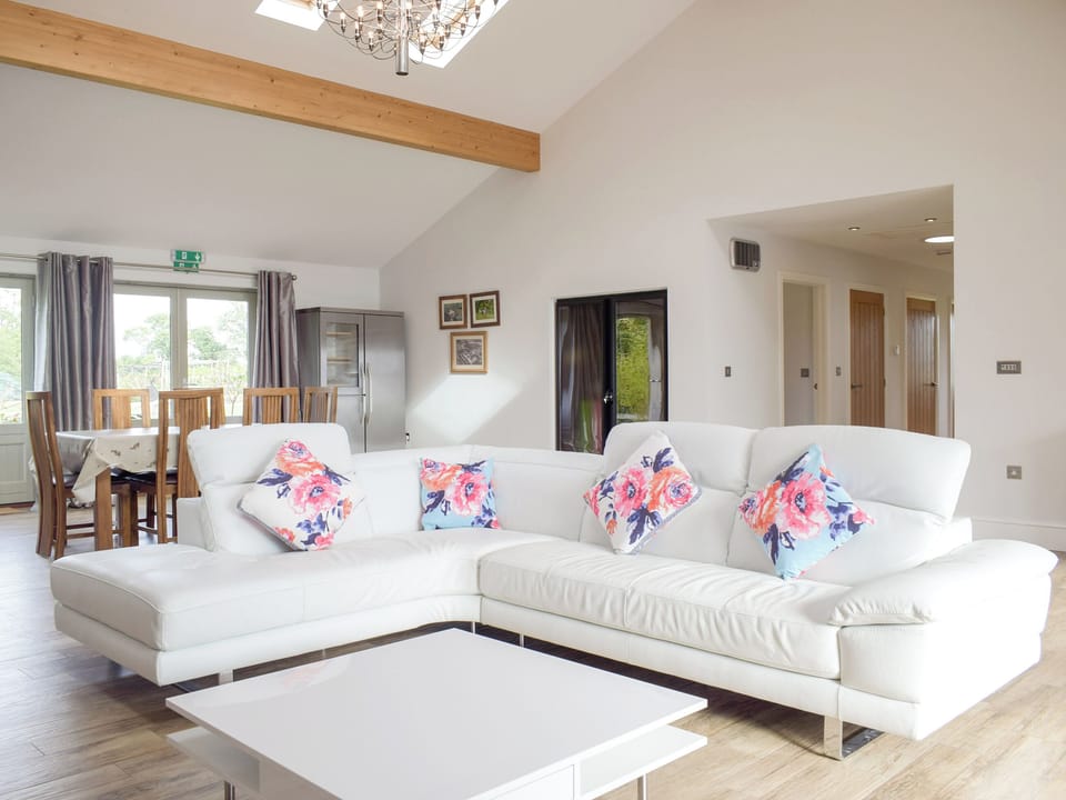 Comfortable seating within living area | Lovells Barn, Welland, near Malvern