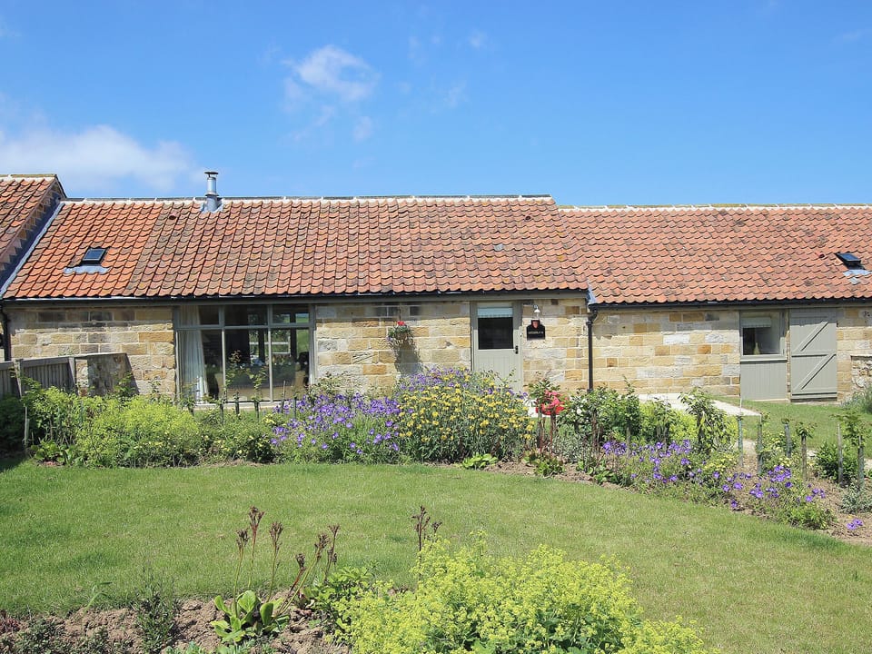 Exterior | Scalby Lodge - Mulgrave Cottage, Scalby, Scarborough