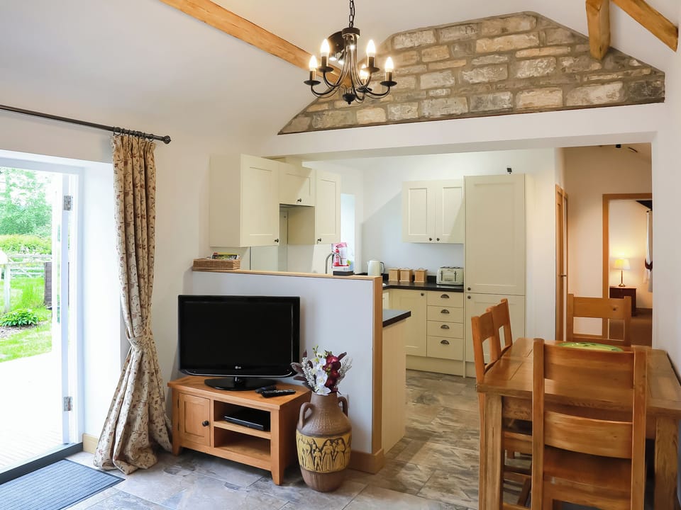 Open plan living space | The Barn - Midknowle Farm Cottages, South Barrow, near Yeovil