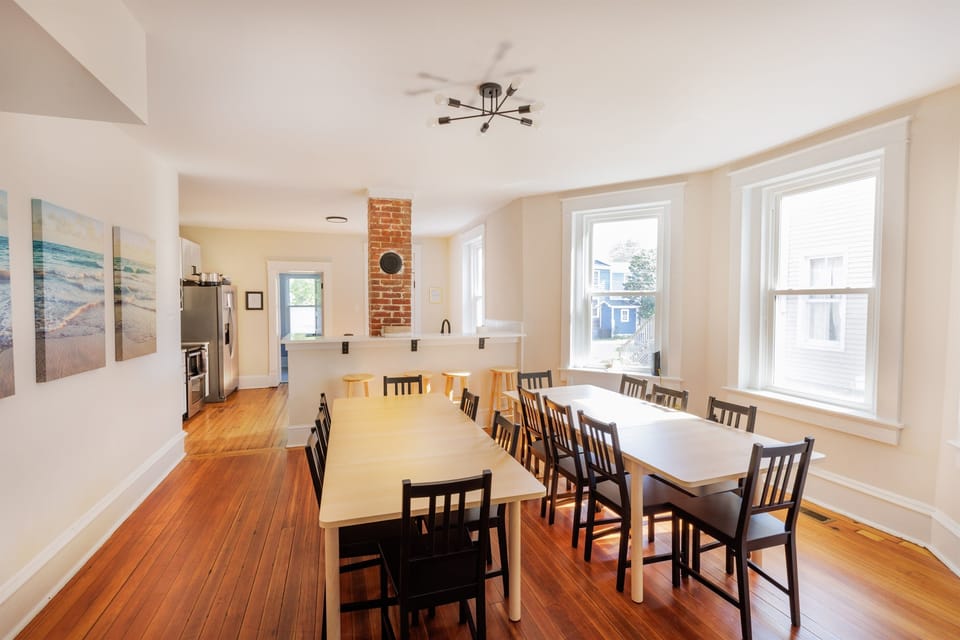 Addition seating for four at the breakfast bar.