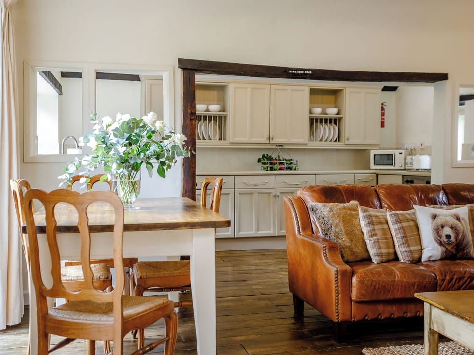 Living room/dining room | Orchard Barn, Meare, near Glastonbury