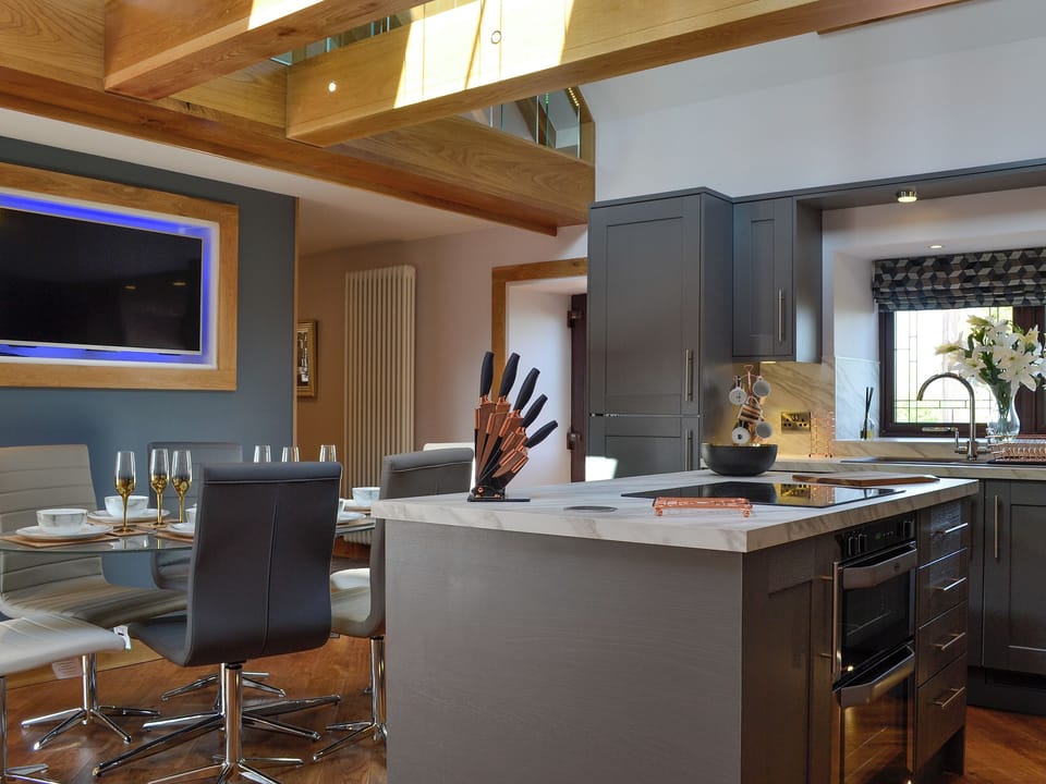 Kitchen and dining area | Hillend Stables - Hillend, Dalry