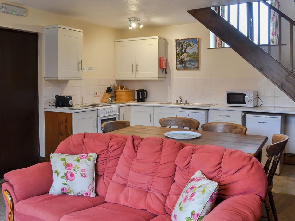 Spacious open-plan design | Old Nog Cottage - Stowford Lodge Holiday Cottages, Langtree, near Great Torrington