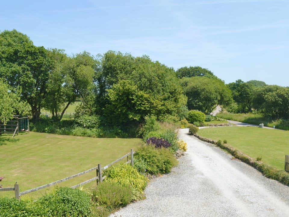 Lovely views of the entrance lane and grounds | Old Nog Cottage - Stowford Lodge Holiday Cottages, Langtree, near Great Torrington