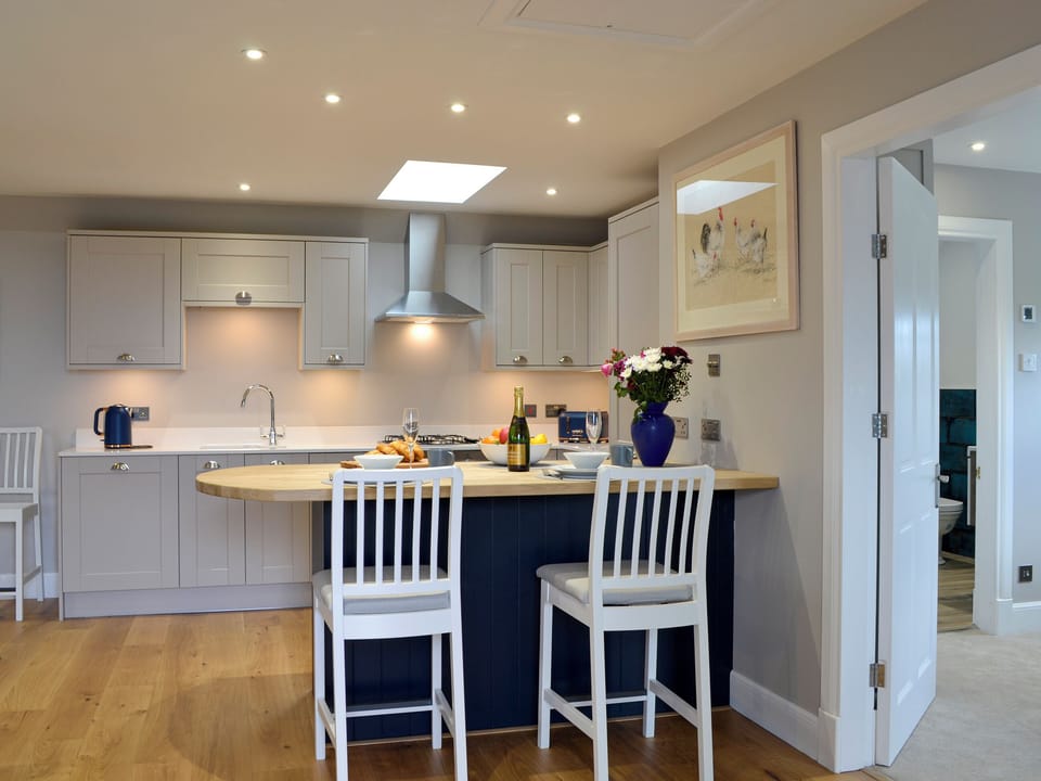Kitchen/diner | Grange Loft - Grange Holidays, Dundee