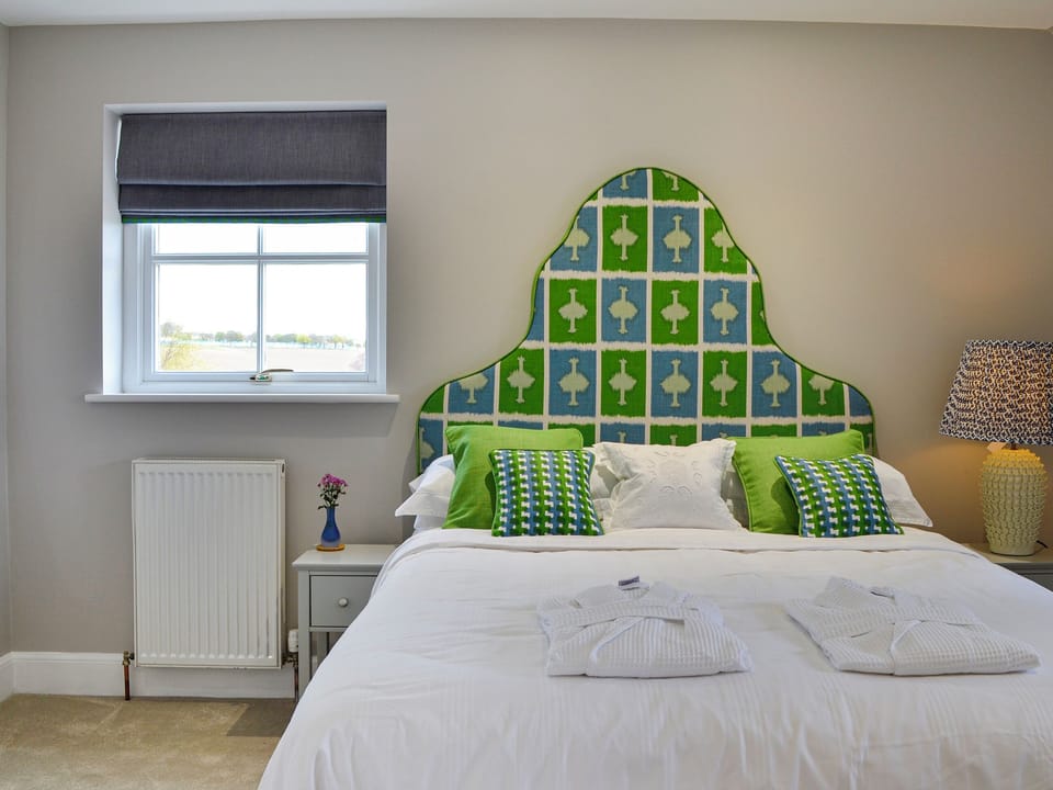 Double bedroom | Grange Loft - Grange Holidays, Dundee