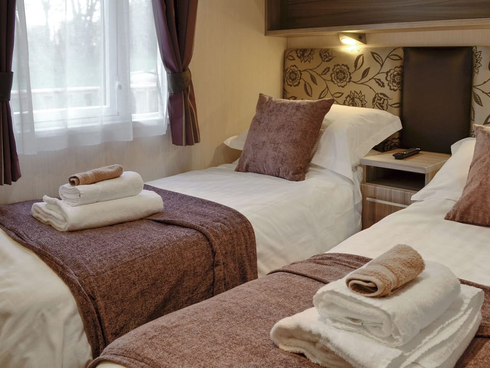 Cosy tiwn bedroom | Skylark Lodge - Wallace Lane Farm Cottages, Brocklebank, near Caldbeck and Uldale
