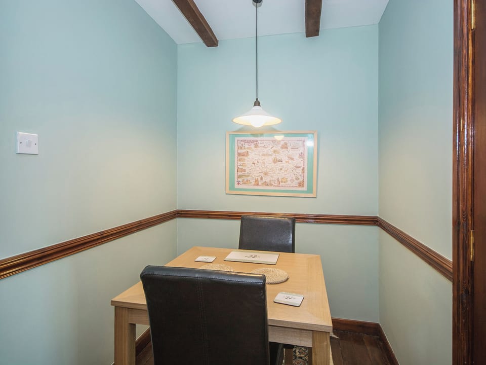Open plan living/dining room/kitchen | Apple Tree Cottage, 